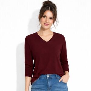 056 NWT Tunic Top Wine Colored